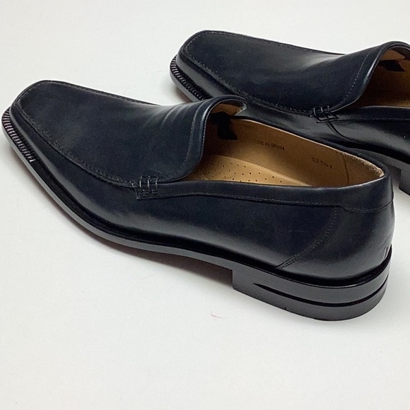 Men’s Size 9M AVVENTURA Shoes - Picture 9 of 16